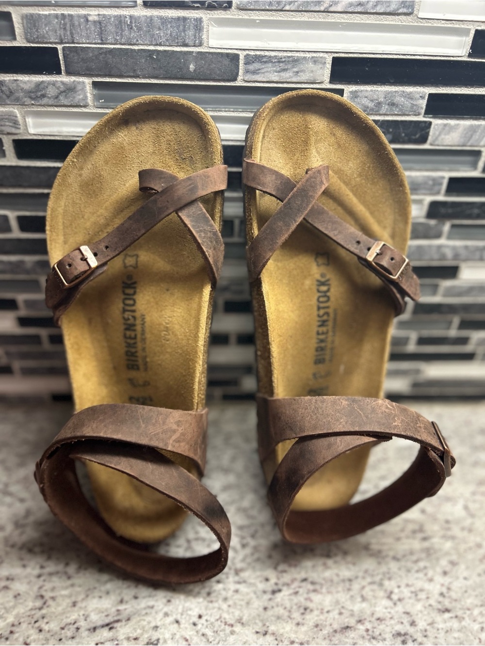 Birkenstock Yara Brown Leather Ankle-Strap Sandals women’s size 11(42) - Picture 3 of 7
